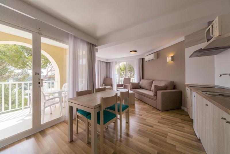 Comitas Floramar Aparthotel Cala Galdana  Phòng bức ảnh